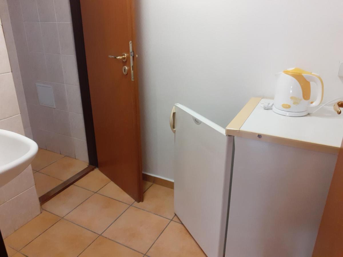 Ubytovňa Tavros Žilina Exteriér fotografie